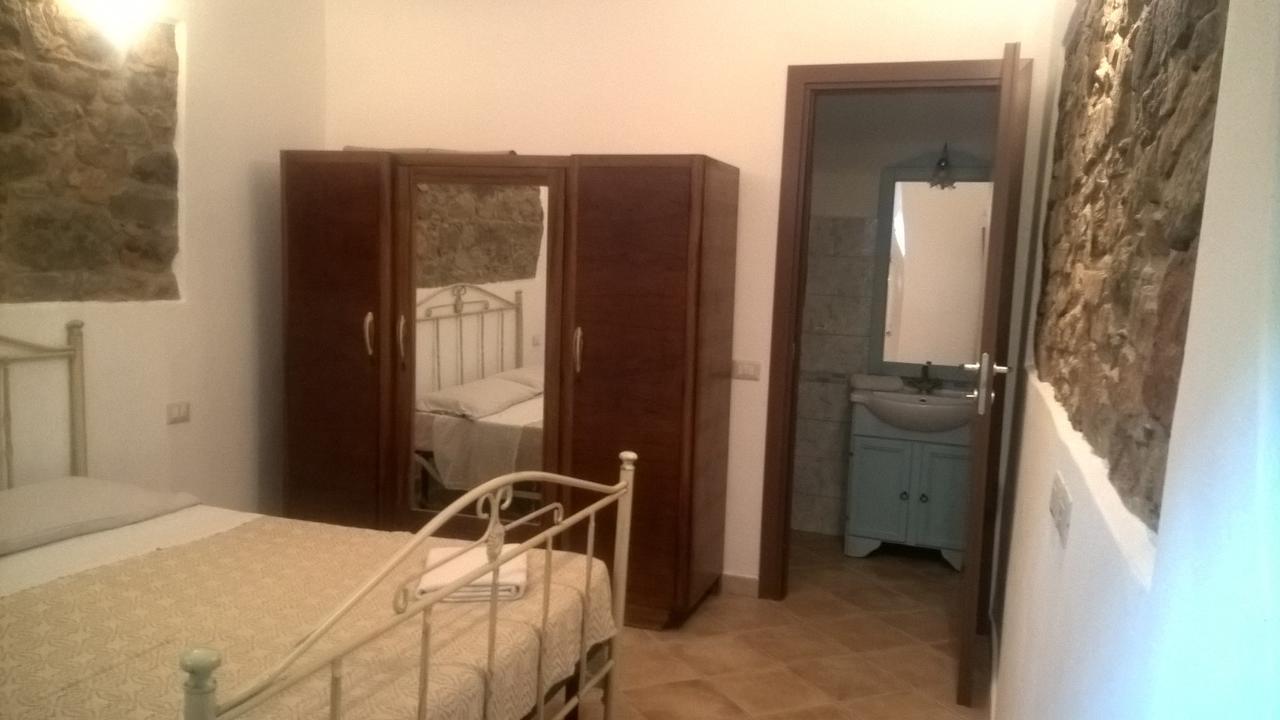 B&B Sotto Le Stelle Vacanze Барі-Сардо Екстер'єр фото